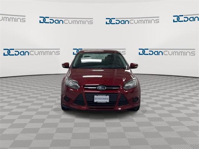2014 ford focus se