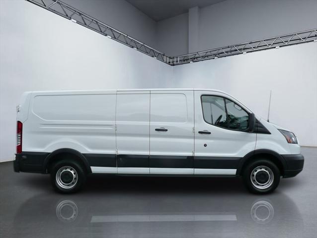 2018 ford transit-150 base