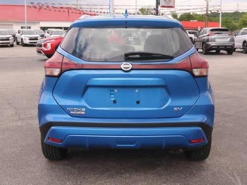 2021 nissan kicks sv in parkersburg, west virginia
