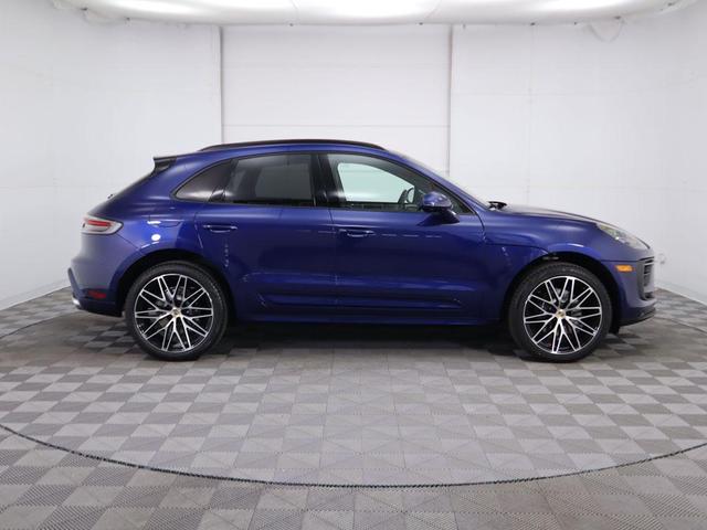 2024 porsche macan base