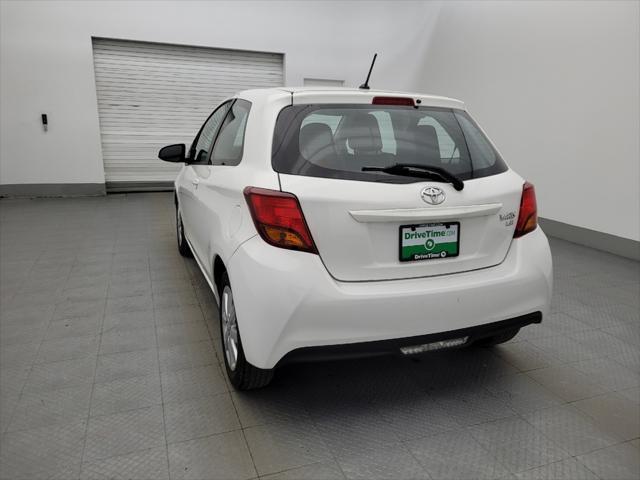 2017 toyota yaris le