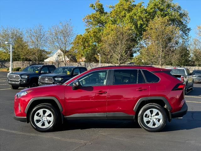 2021 toyota rav4 le
