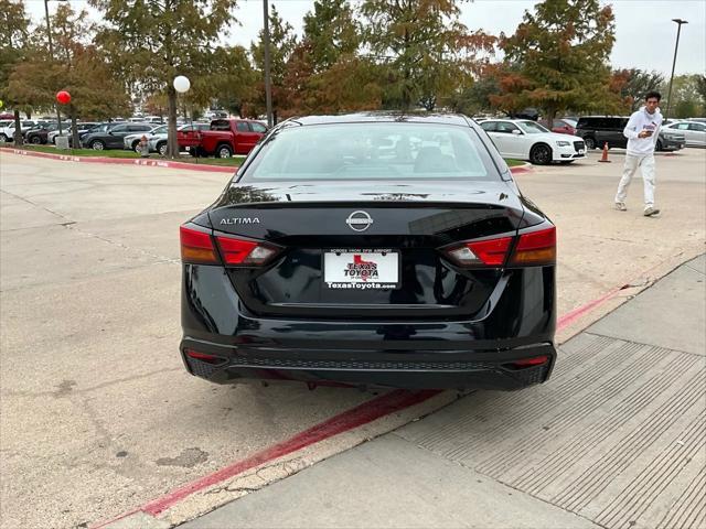 2023 nissan altima s fwd