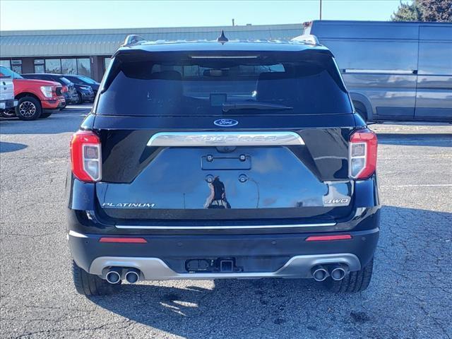 2022 ford explorer platinum