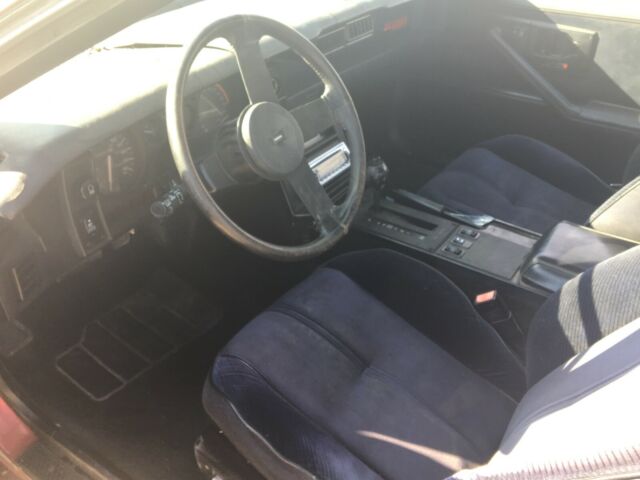 1986 iroc z28 camaro lots of new parts. tpi