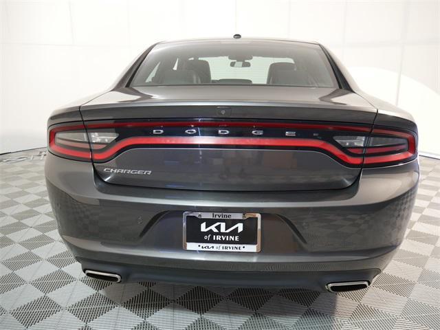 2021 dodge charger sxt