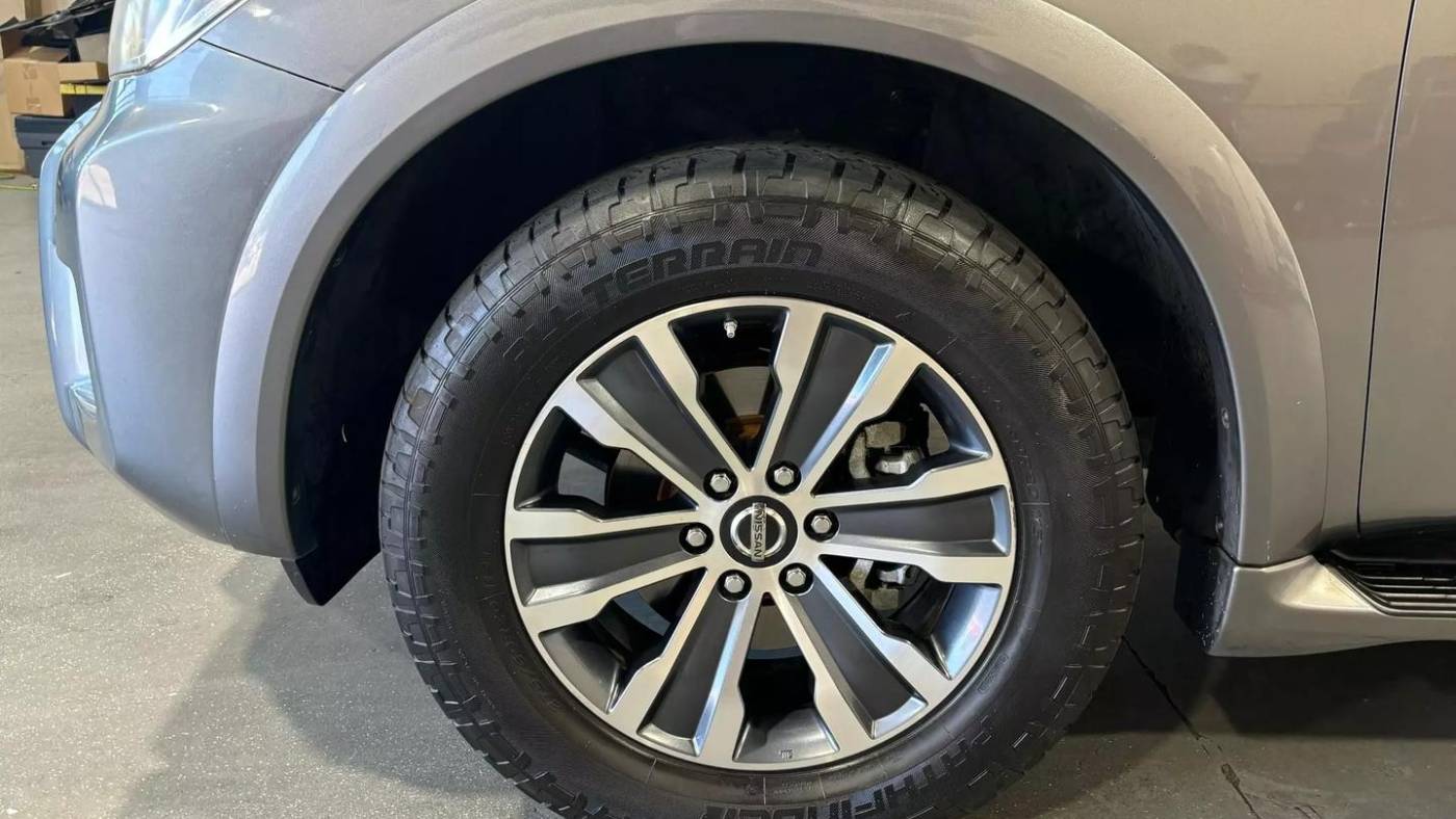 2017 nissan armada sl