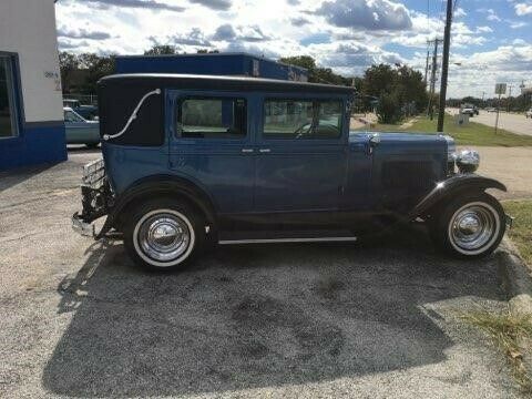 1928 oldsmobile 4 door