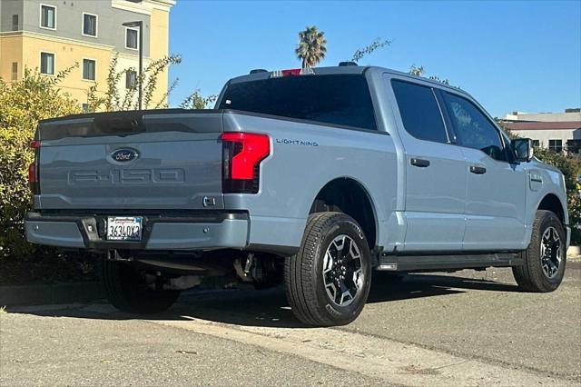 2023 ford f-150 lightning xlt