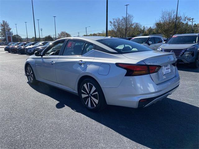 2022 nissan altima 2.5 sv
