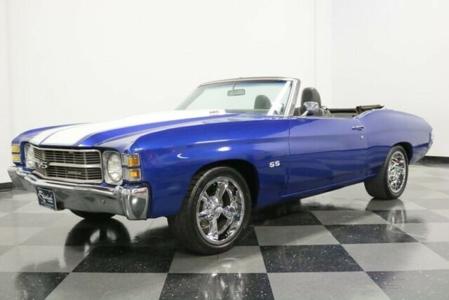 classic chevy convertible cruiser! ls9 v8, 6 speed auto, blue
