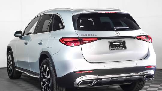 2025 Mercedes-Benz GLC