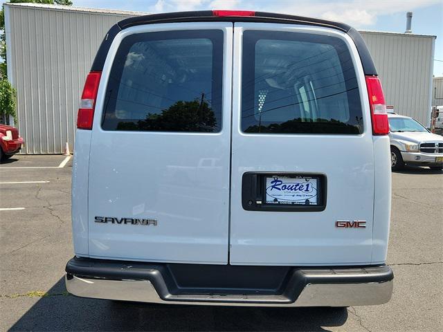 2022 gmc savana 2500 work van