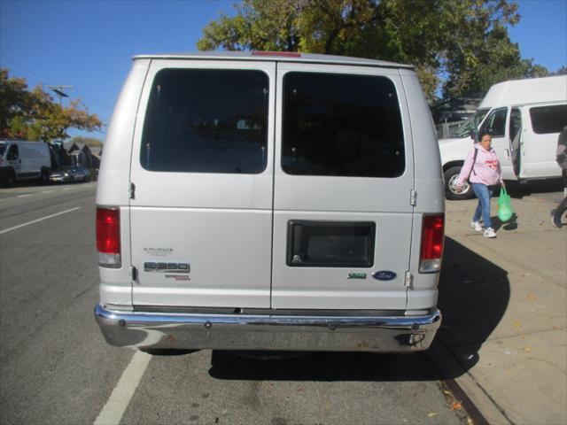 2009 ford e350 super duty xlt