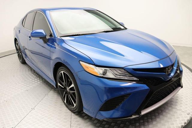 2020 toyota camry xse