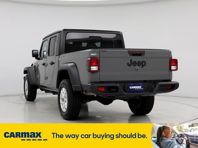 2023 jeep gladiator sport s