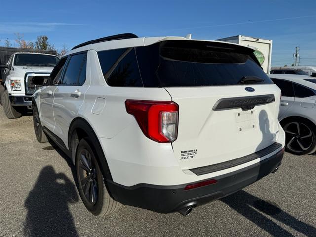 2022 ford explorer xlt