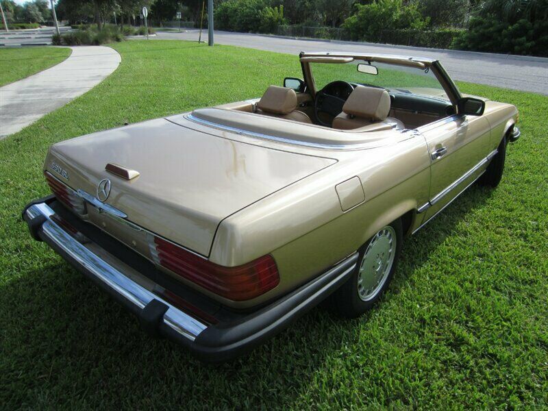 1988 mercedes-benz sl-class, gold with 77094 miles available now!