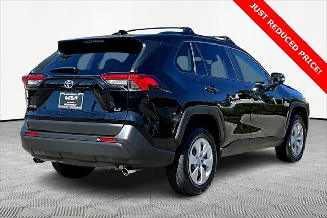 2020 toyota rav4 le