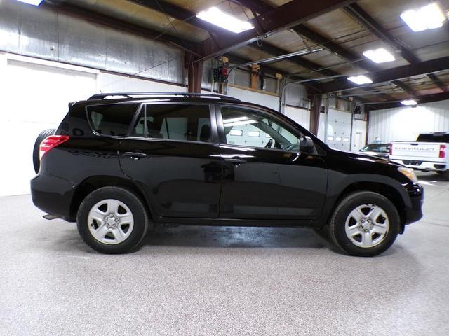 2011 toyota rav4 base (a4)