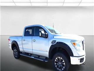 2018 Nissan Titan sv