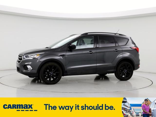 2019 ford escape se