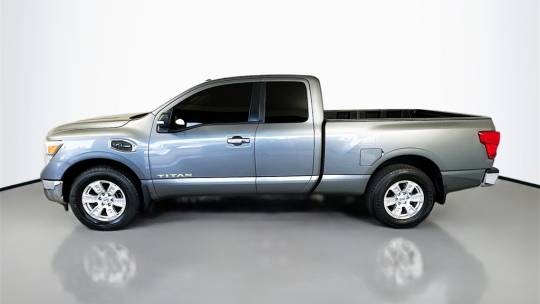 2017 Nissan Titan