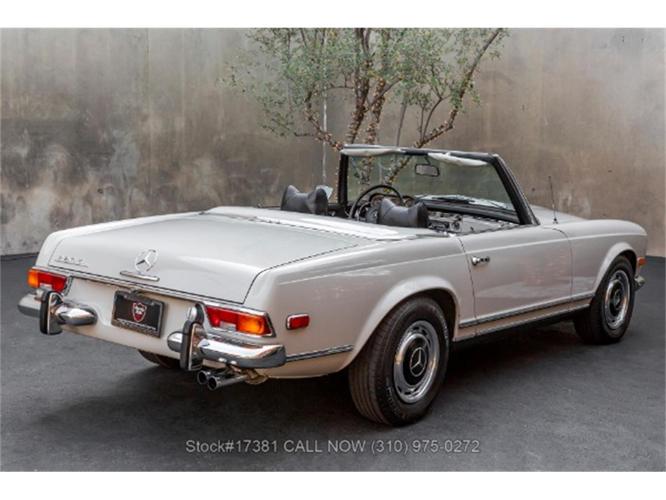 1971 mercedes-benz 280sl in beverly hills, california