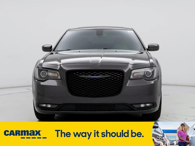 2020 chrysler 300 s