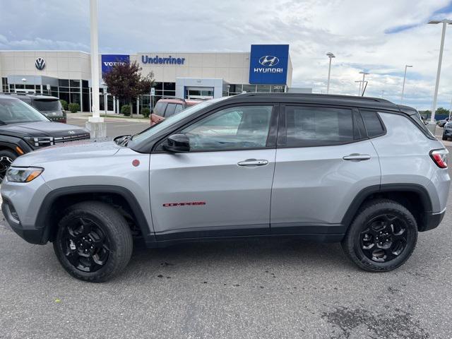 2023 jeep compass trailhawk