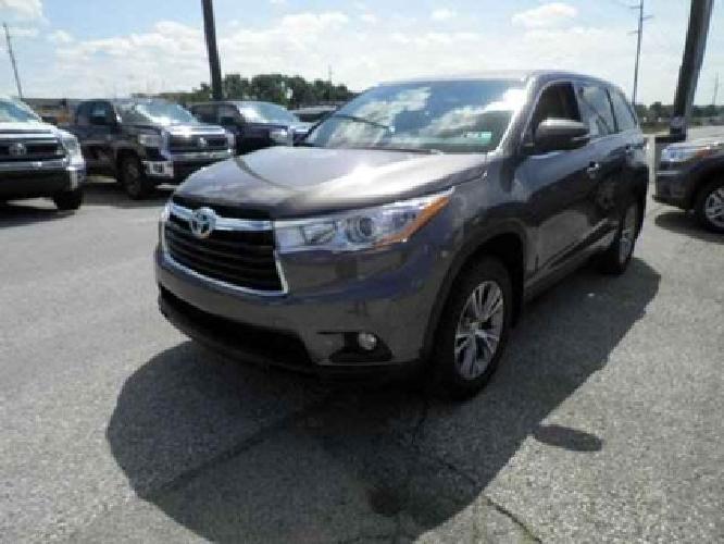 2014 toyota highlander le plus in york, pa