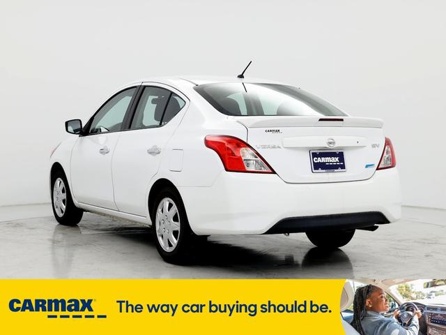 2015 nissan versa sv