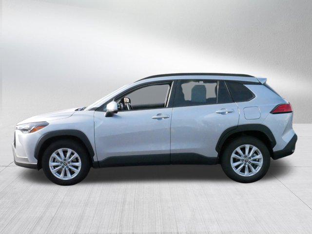2022 toyota corolla cross le