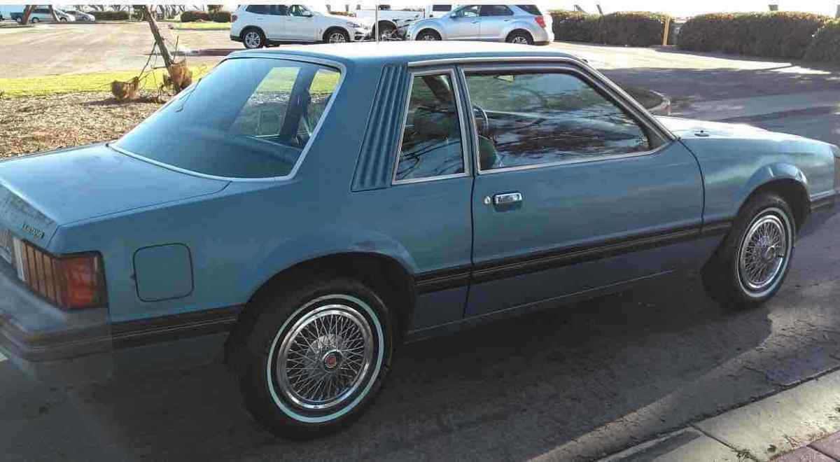 1981 ford mustang sedan blue rwd automatic