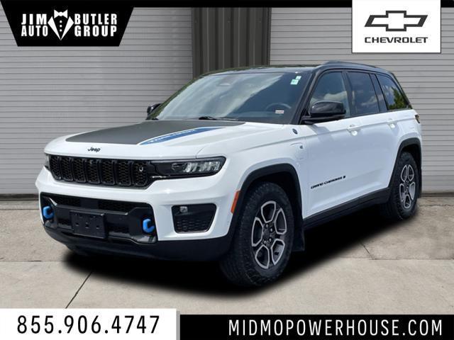 2022 jeep grand cherokee 4xe trailhawk