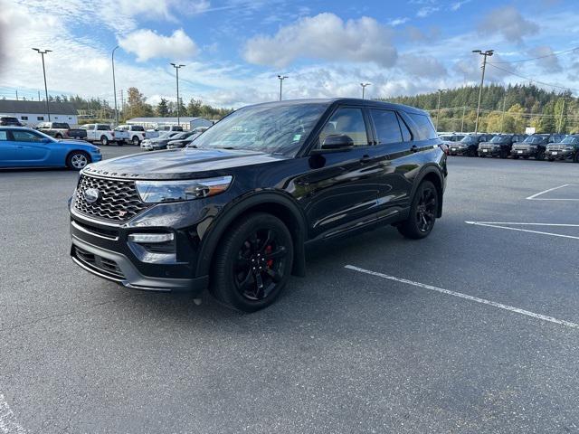 2022 ford explorer st