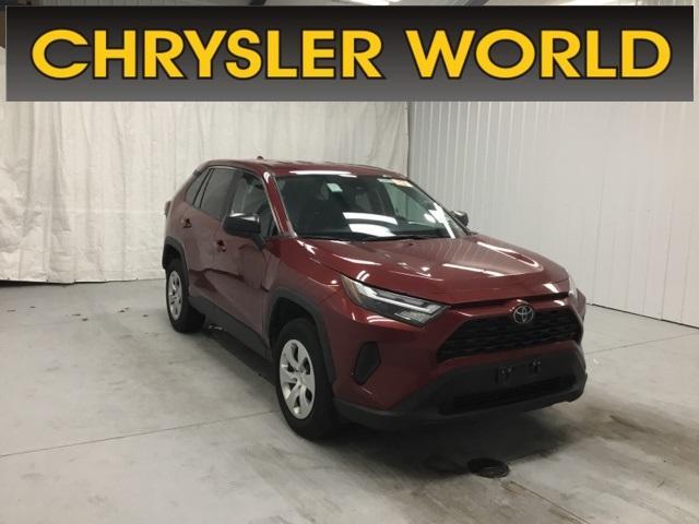 2023 toyota rav4 le