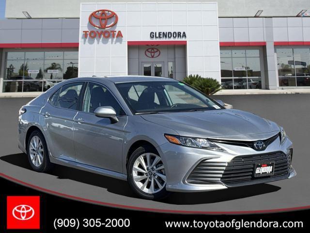 2023 toyota camry le