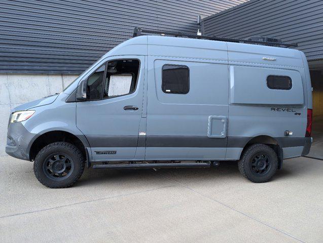 2020 mercedes-benz sprinter 2500 standard roof