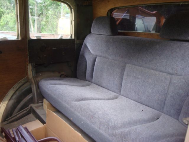 1931 pontiac 400 4 door