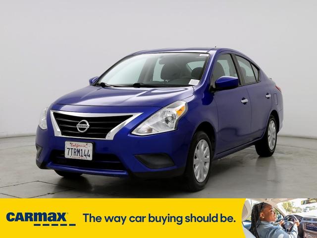 2017 nissan versa sv