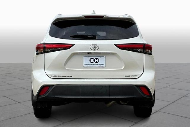 2021 toyota highlander xle