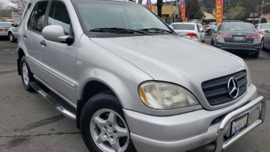 2000 Mercedes-Benz M-Class