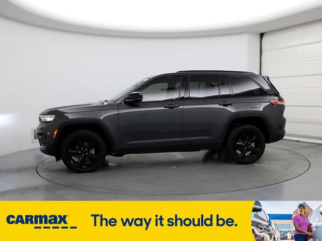 2023 jeep grand cherokee altitude