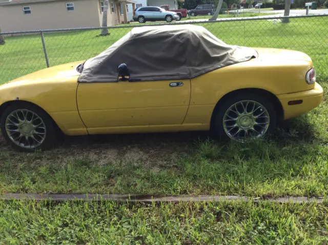 1990 mazda miata yelow new roof lots of work done runs but has issue 16" rims