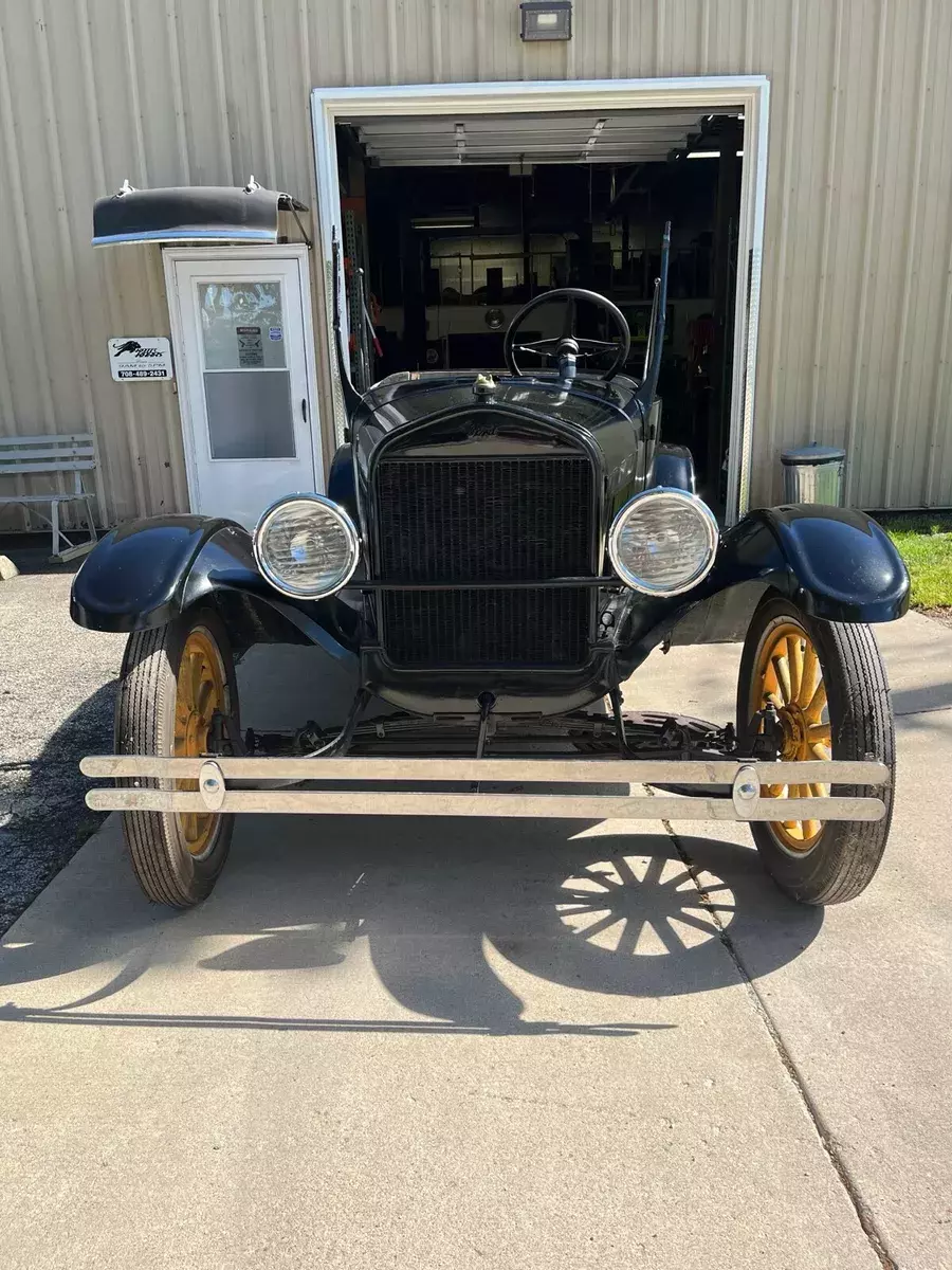1928 ford model t black