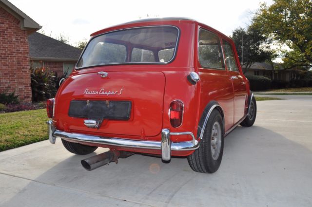 1963 mini cooper in a very good condition