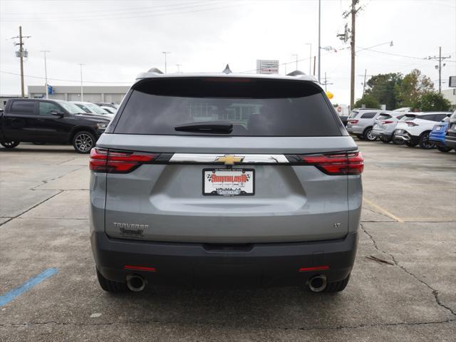 2023 chevrolet traverse lt leather