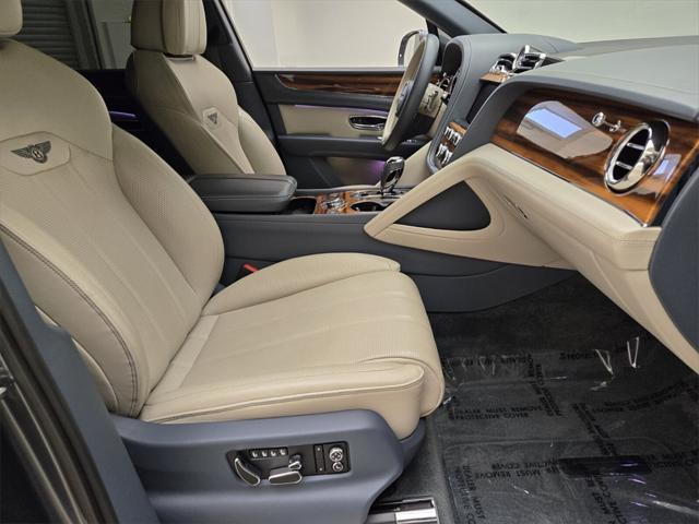 2021 bentley bentayga v8