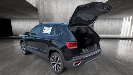 2024 Volkswagen Taos